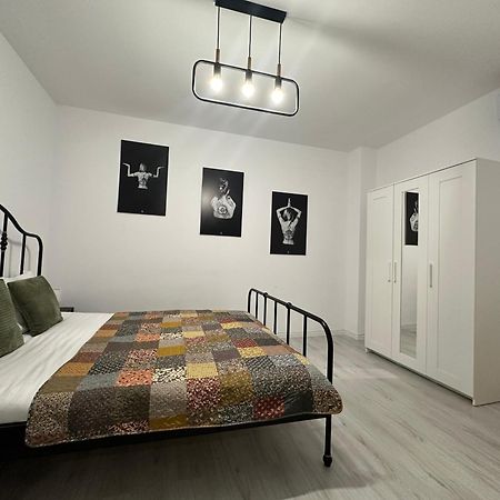 Garsoniera In Complex Rezidential Apartment Bucharest Luaran gambar